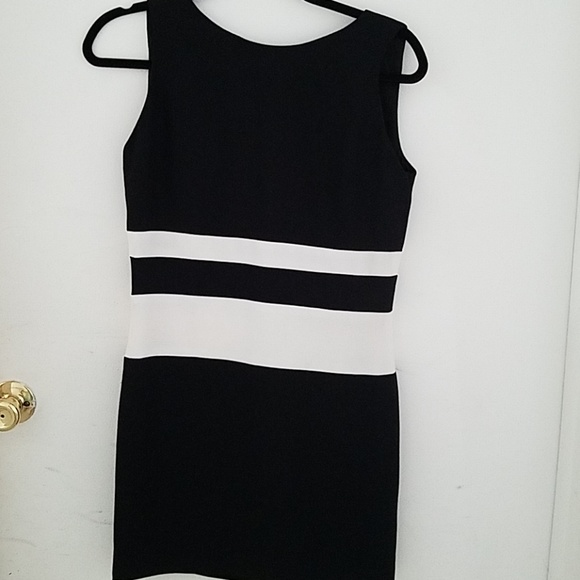 Oleg Cassini Dresses & Skirts - Black and white Oleg Cassini Dress REPOSH